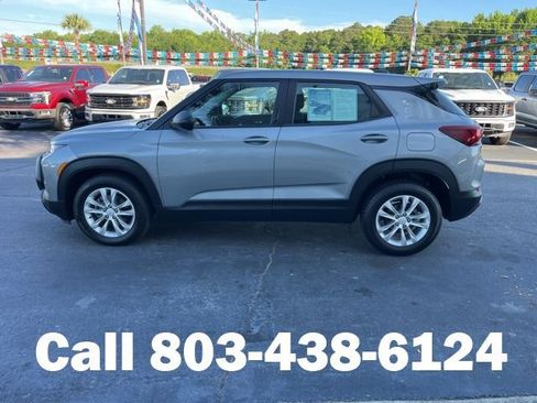 Used 2023 Chevrolet TrailBlazer LS w/ LPO, Blackout Package FWD image 36