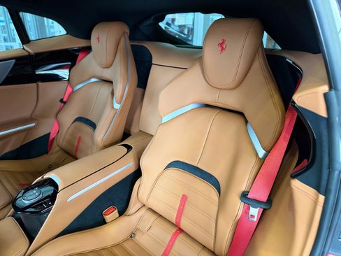 Used 2025 Ferrari Purosangue image 66