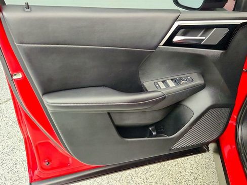 Used 2022 Mitsubishi Outlander SE image 10