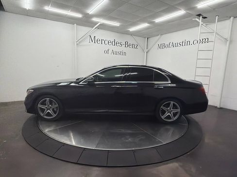 Used 2019 Mercedes-Benz E 300 image 4