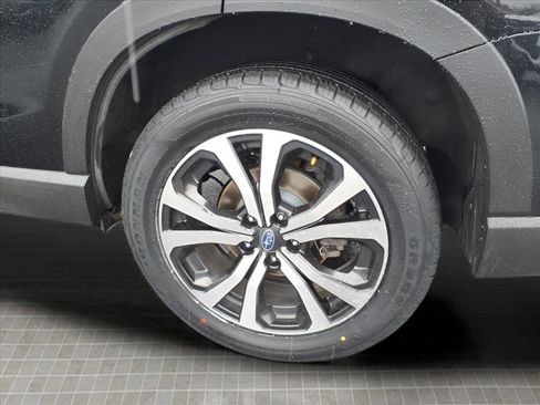 Used 2024 Subaru Forester Limited image 11