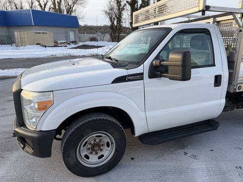 Used 2013 Ford F250 XL RWD image 5