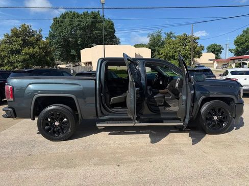 Used 2018 GMC Sierra 1500 Denali AWD/4WD image 43