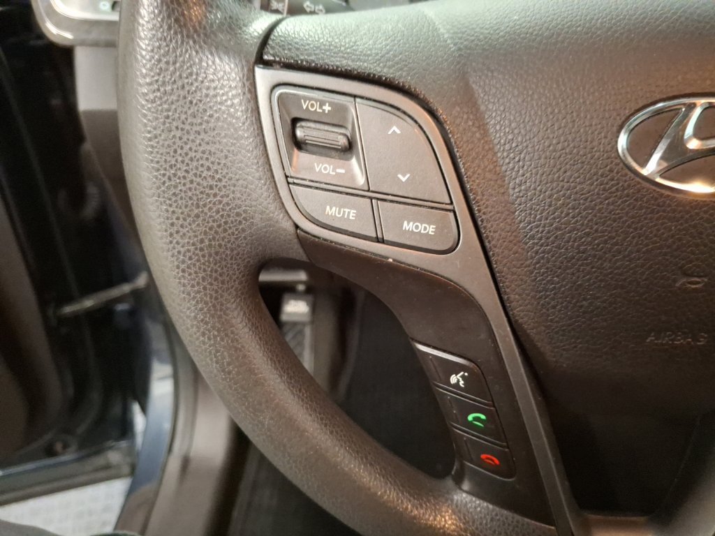 Used 2017 Hyundai Santa Fe Sport AWD/4WD image 19