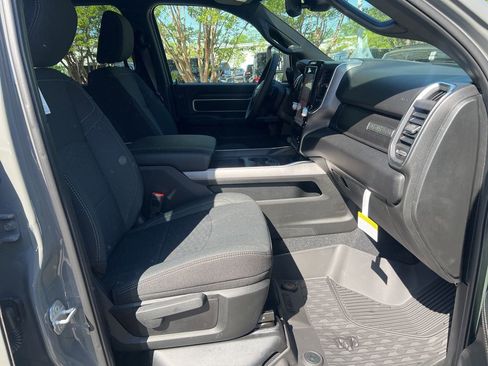New 2026 RAM 2500 Big Horn AWD/4WD image 23