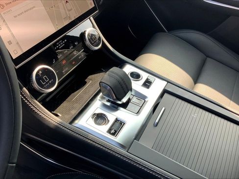 New 2026 Jaguar F-PACE R-Dynamic S AWD/4WD image 7