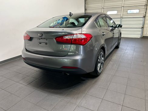 Used 2015 Kia Forte EX w/ UVO Package W/17" Alloys FWD image 3