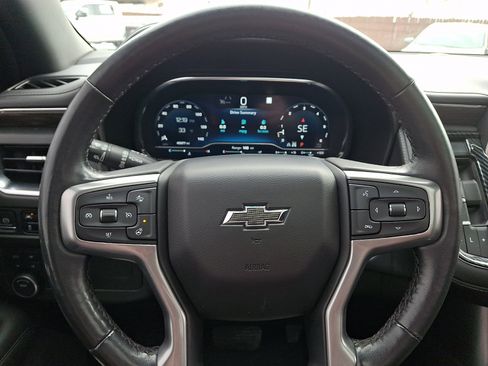 Used 2022 Chevrolet Tahoe Z71 w/ Luxury Package image 21