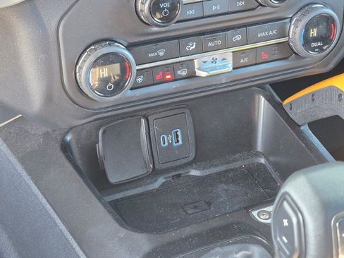 Certified 2023 Ford Bronco Badlands AWD/4WD image 30