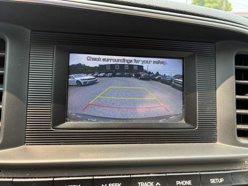 Used 2019 Hyundai Elantra SE FWD image 11