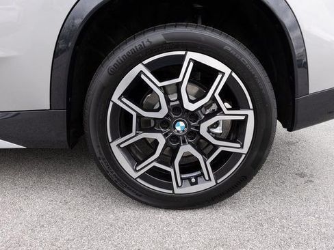 Certified 2025 BMW X1 xDrive28i w/ Premium Package AWD/4WD image 7