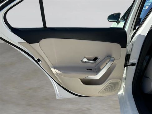 Used 2019 Mercedes-Benz A 220 image 25