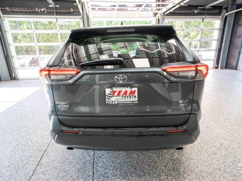 Used 2025 Toyota RAV4 XLE AWD/4WD image 3