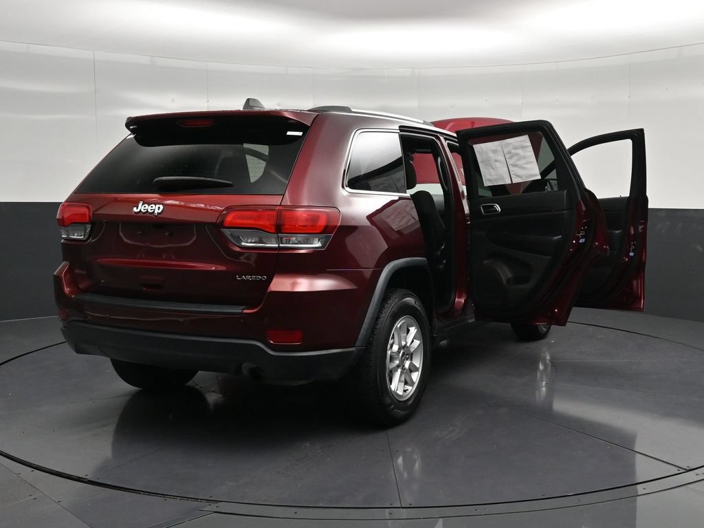 Used 2020 Jeep Grand Cherokee Laredo RWD image 35