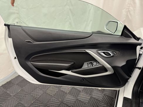 Used 2023 Chevrolet Camaro LT image 24
