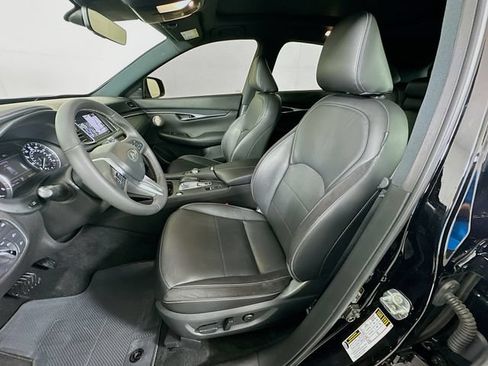 Used 2023 INFINITI QX50 Sport AWD/4WD image 21
