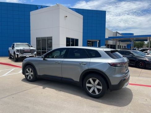 Used 2024 Honda Prologue EX image 9
