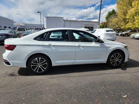 New 2025 Volkswagen Jetta Sport image 8
