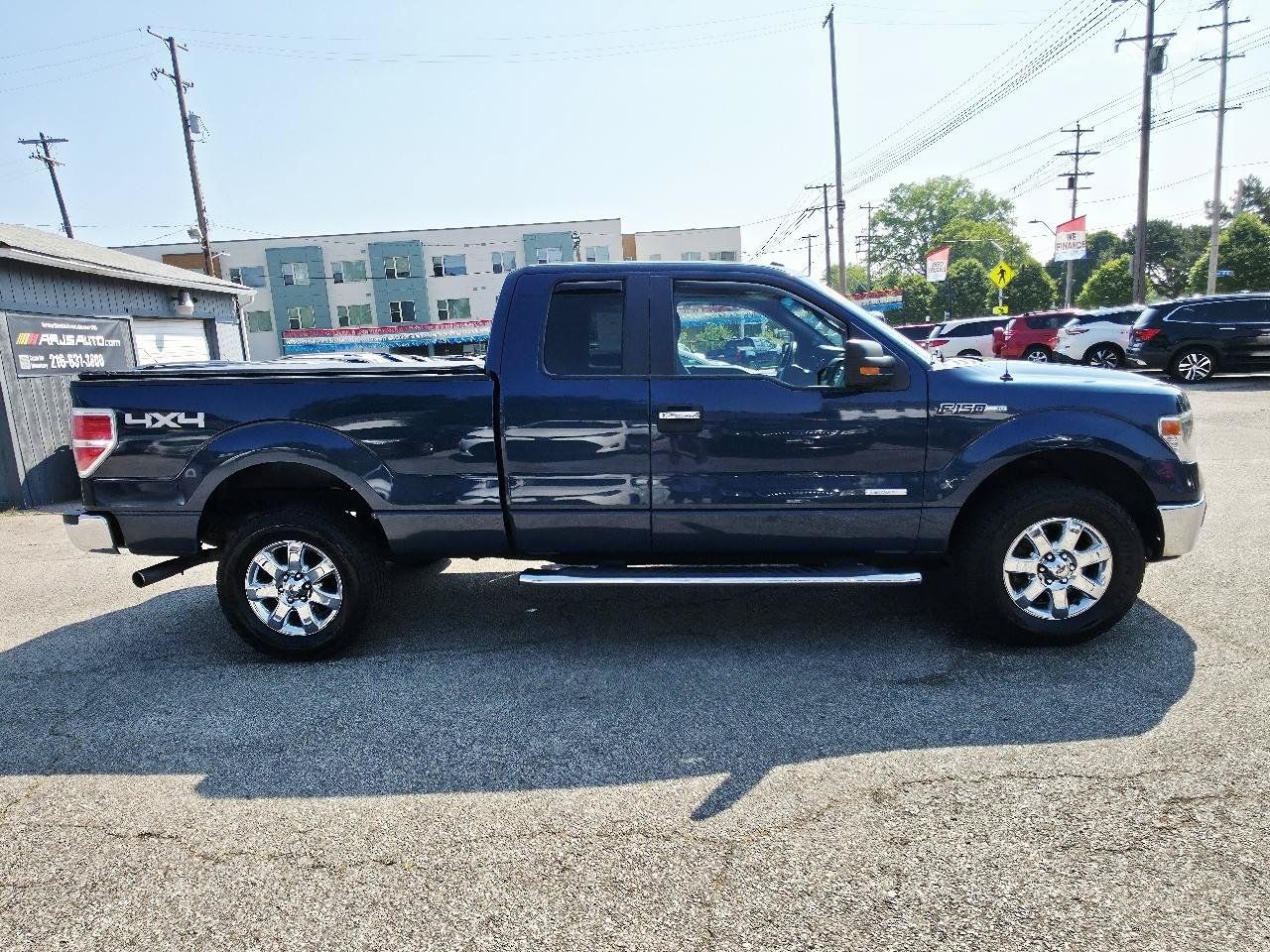 Used 2014 Ford F150 XLT w/ Equipment Group 302A Luxury AWD/4WD image 4