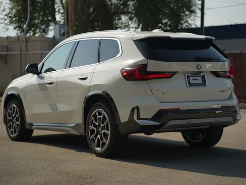 New 2026 BMW X1 xDrive28i w/ Technology Package AWD/4WD image 3