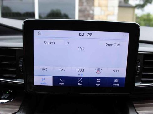 Used 2020 Ford Explorer Limited w/ Hybrid Equipment Group 310A AWD/4WD image 20