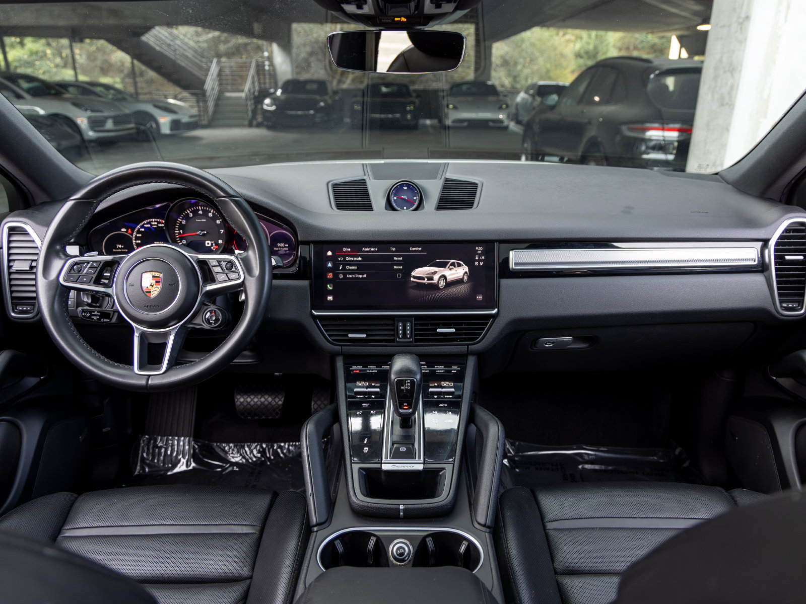 Certified 2022 Porsche Cayenne Platinum Edition AWD/4WD image 36
