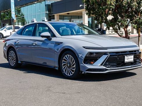 New 2026 Hyundai Sonata Limited FWD image 6