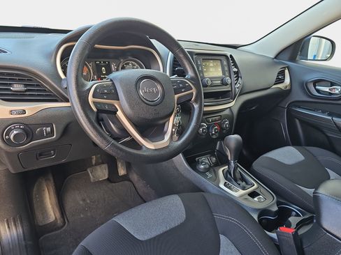 Used 2016 Jeep Cherokee Sport AWD/4WD image 18