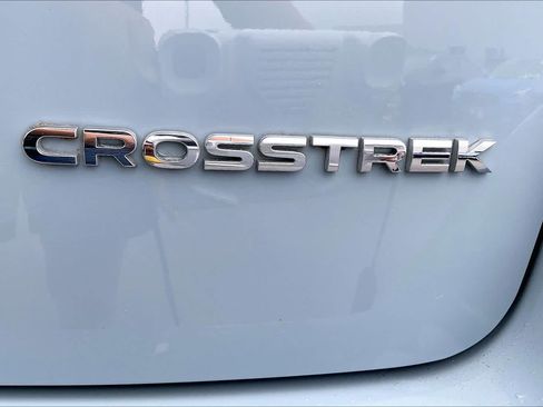 Used 2019 Subaru Crosstrek 2.0i Limited w/ Moonroof Package w/Navigation AWD/4WD image 10