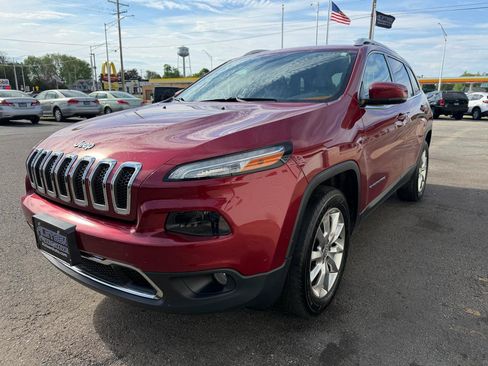 Used 2016 Jeep Cherokee Limited AWD/4WD image 7