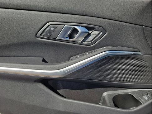 New 2026 BMW 330i Sedan w/ M Sport Package RWD image 21