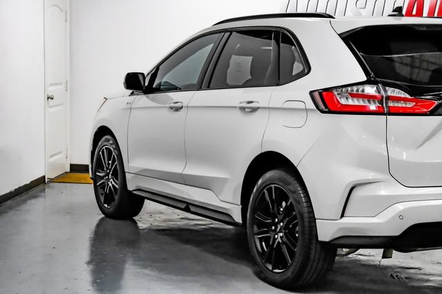 Used 2022 Ford Edge ST-Line AWD/4WD image 13