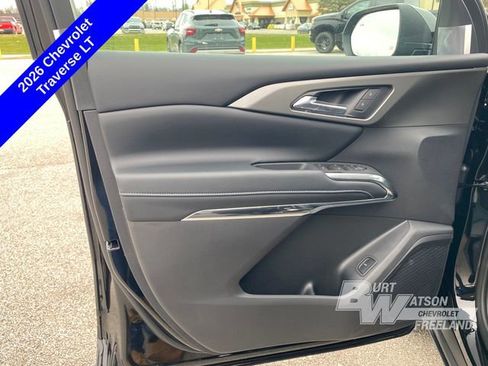 New 2026 Chevrolet Traverse LT image 10