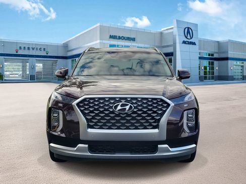Used 2021 Hyundai Palisade Calligraphy image 2
