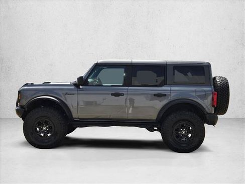 Used 2023 Ford Bronco Black Diamond w/ Sasquatch Package AWD/4WD image 9