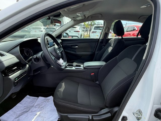 Used 2024 Nissan Sentra SV FWD image 28