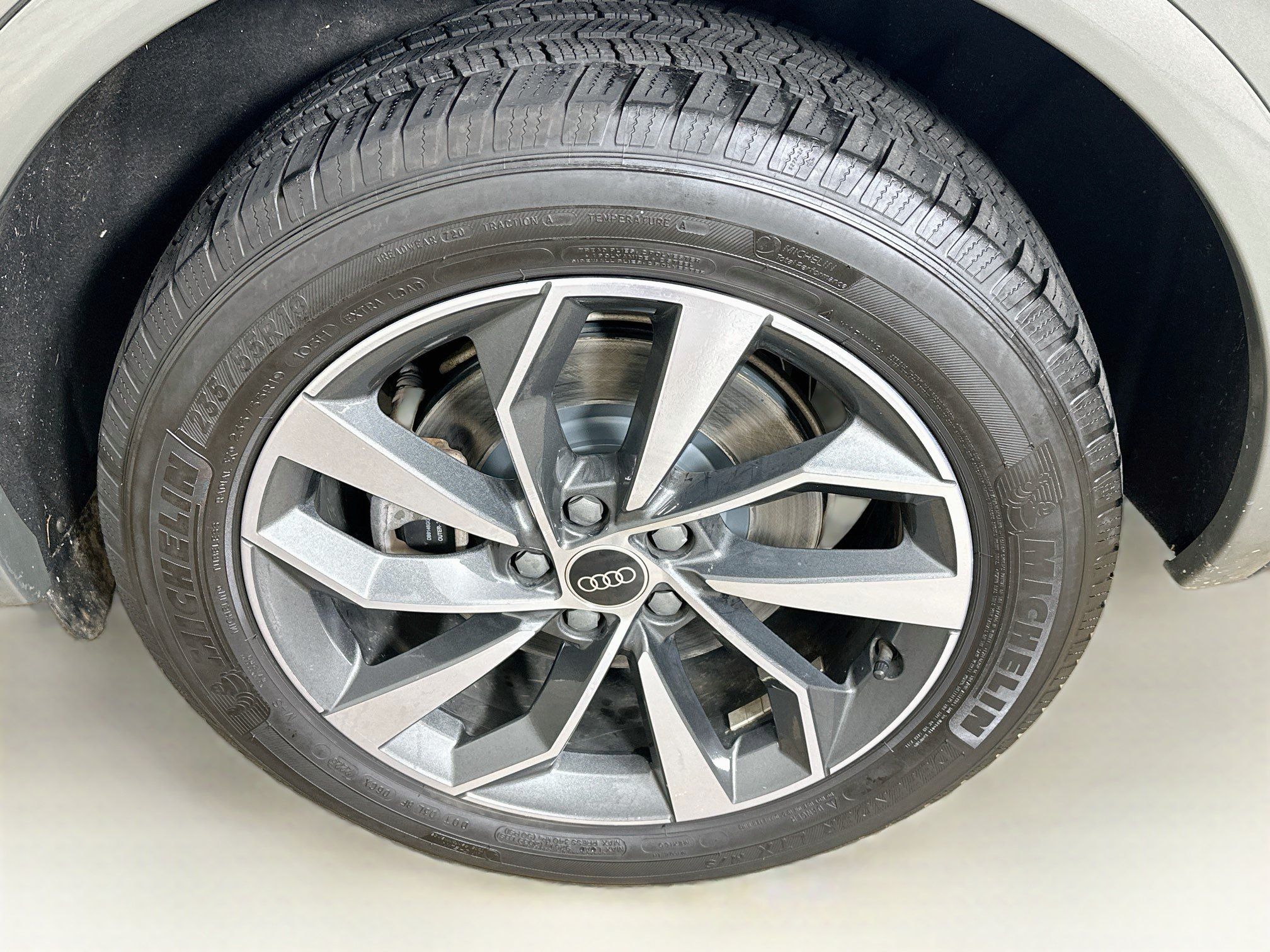 Used 2023 Audi Q5 2.0T Premium Plus AWD/4WD image 11