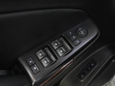 Used 2016 GMC Yukon SLT w/ Open Road Package AWD/4WD image 22