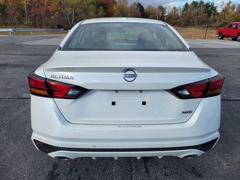 New 2025 Nissan Altima 2.5 SV w/ SV Premium Package image 7