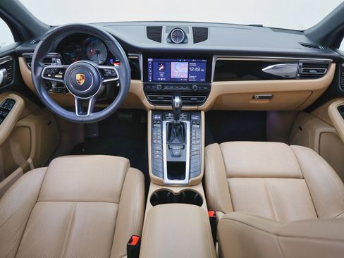 Used 2021 Porsche Macan S image 31