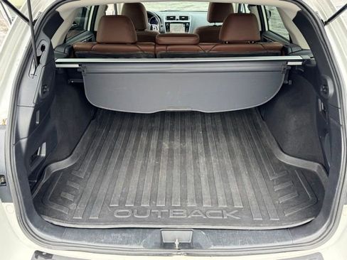 Used 2018 Subaru Outback 2.5i Touring image 30