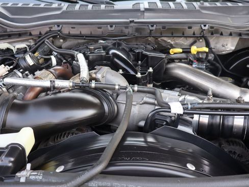 Used 2019 Ford F350 XLT w/ XLT Value Package AWD/4WD image 36
