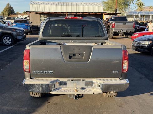 Used 2007 Nissan Frontier SE image 8