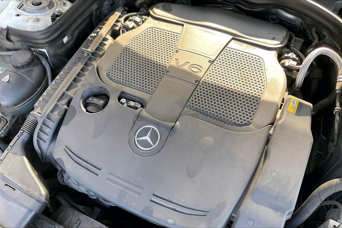 Used 2014 Mercedes-Benz E 350 Sedan image 32