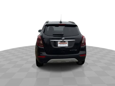 Used 2022 Buick Encore Preferred w/ Safety Package image 7