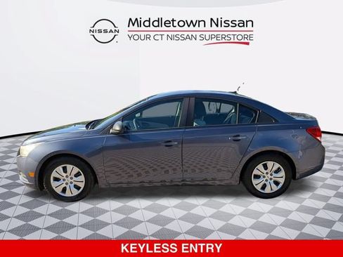Used 2014 Chevrolet Cruze LS FWD image 6