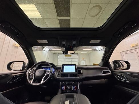 Used 2023 Chevrolet Tahoe Z71 w/ Luxury Package AWD/4WD image 24