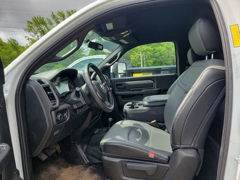 New 2024 RAM 5500 Tradesman image 9