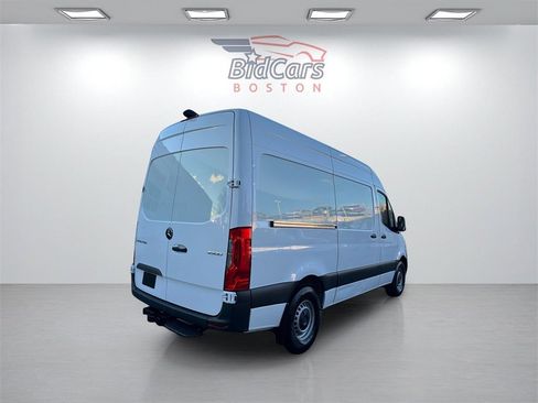 Used 2024 Mercedes-Benz Sprinter 144 Cargo w/ Acoustic Package image 4