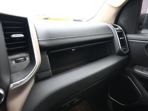 Used 2021 RAM 1500 Laramie AWD/4WD image 28